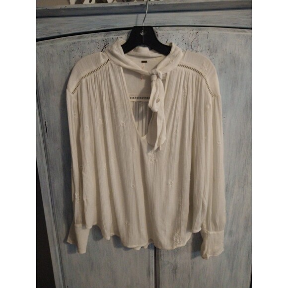 Free people white xs long sleeve Bow Tie Top bohemian flouncy femine embroider - Picture 1 of 9